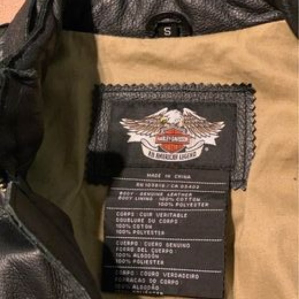 Harley Davidson women’s black leather  jacket coat size small